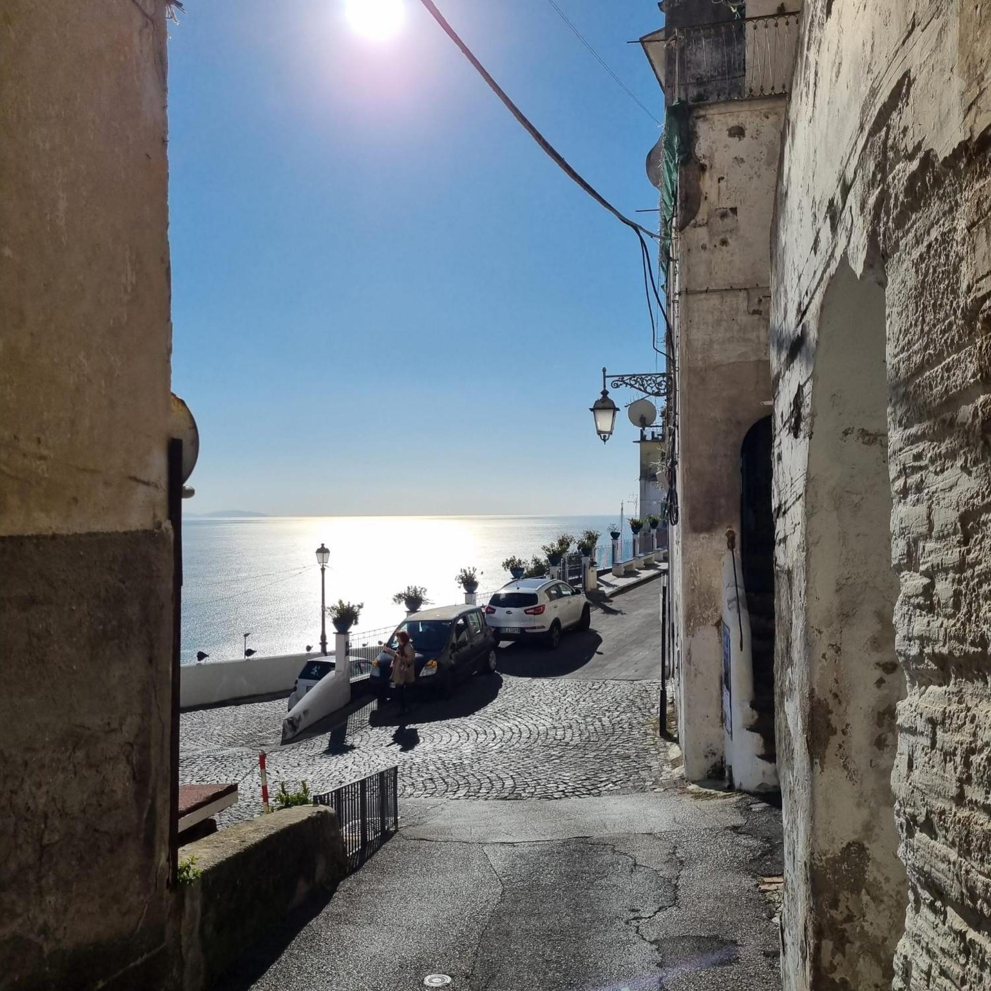 Raito Guest House - Amalfi Coast Виетри Экстерьер фото