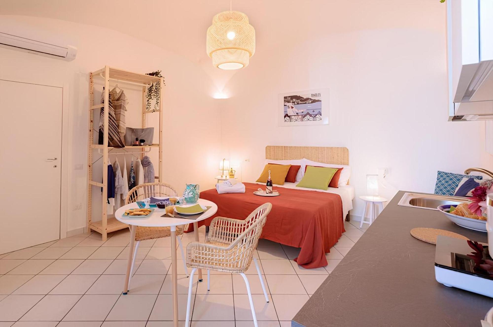 Raito Guest House - Amalfi Coast Виетри Экстерьер фото
